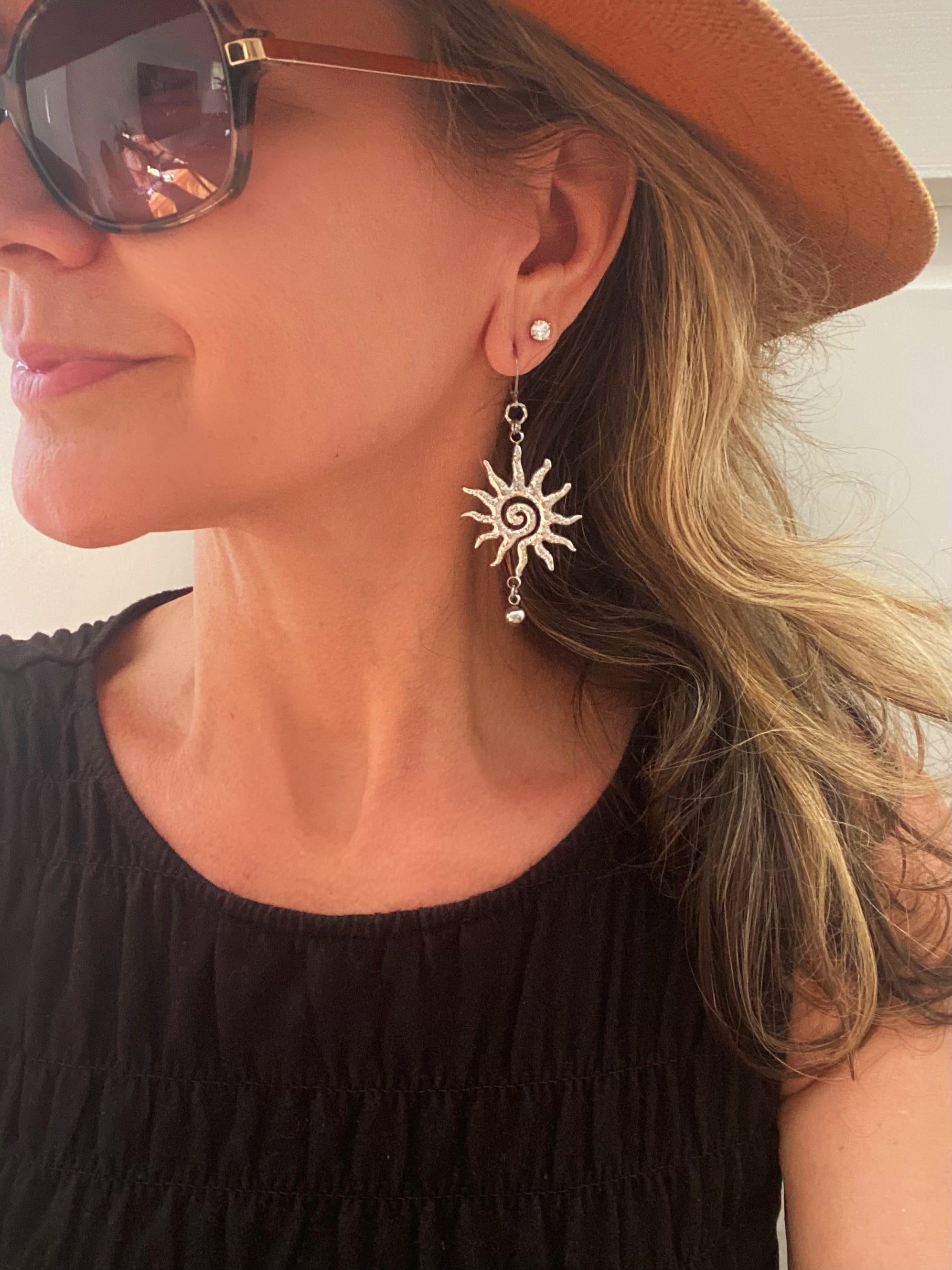 HAMMERED SUN EARRINGS